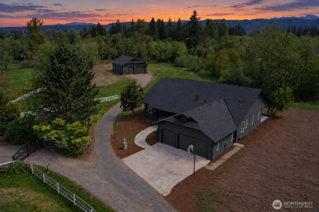Property photo for 31728 Se Issaquah Fall City Road, Fall City