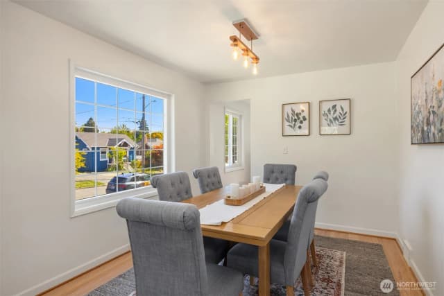 Property photo for 1303 Nw 80th Street, Seattle photo 4