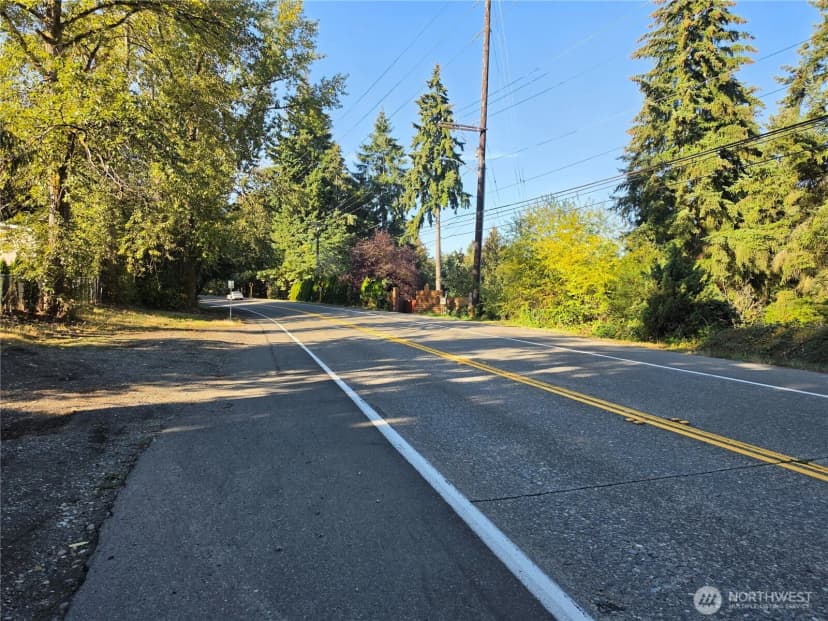 Property photo for 26061 Military Road S, Kent photo 20