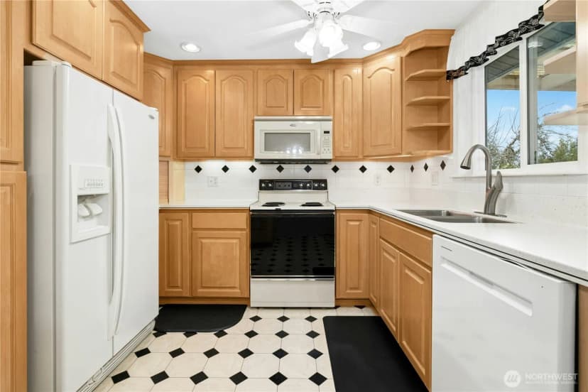 Property photo for 12502 Se 73rd Place, Newcastle photo 12