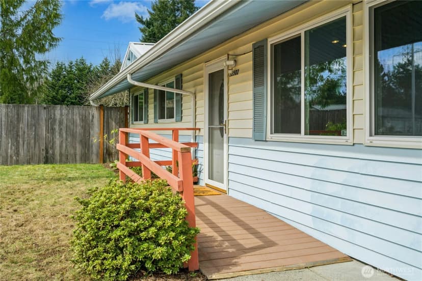 Property photo for 12502 Se 73rd Place, Newcastle photo 4