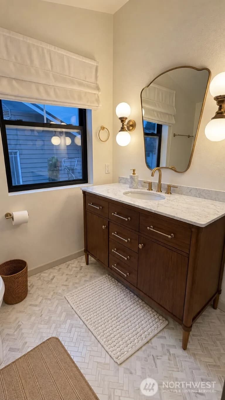 Property photo for 3619 22nd Avenue W #b, Seattle photo 17