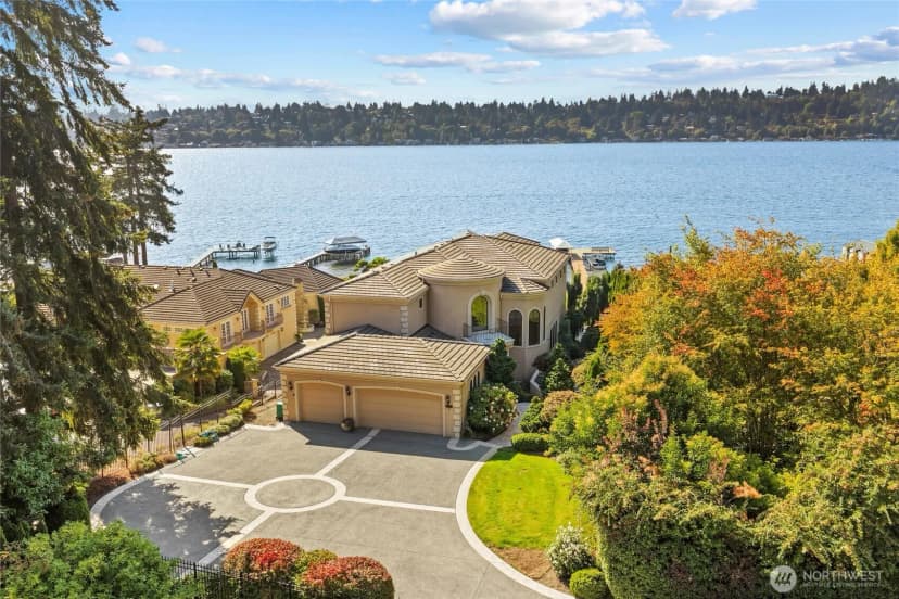 Property photo for 6049 Ne 135th Street, Kirkland photo 3
