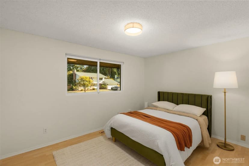 Property photo for 11601 Ne 150th Place, Kirkland photo 28