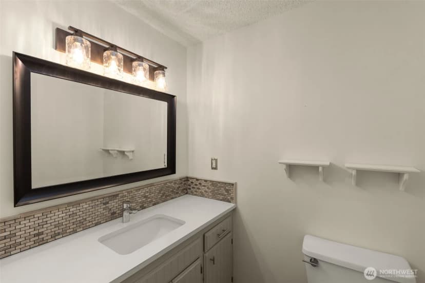 Property photo for 11601 Ne 150th Place, Kirkland photo 26