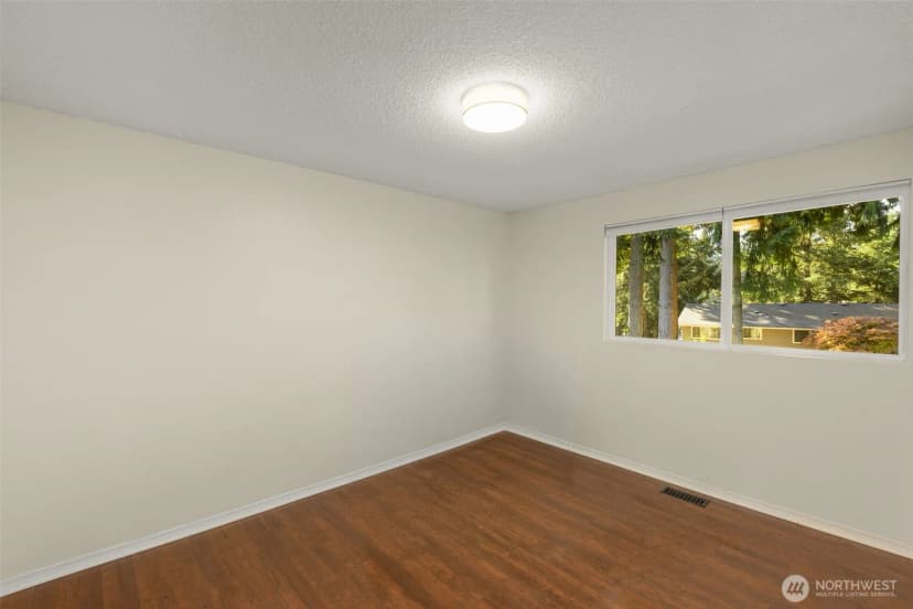 Property photo for 11601 Ne 150th Place, Kirkland photo 25