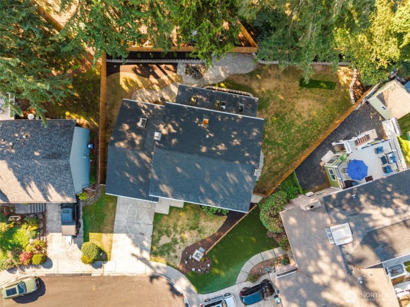 Property photo for 11601 Ne 150th Place, Kirkland photo 38