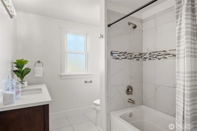 Property photo for 2109 Virginia Avenue, Everett photo 15
