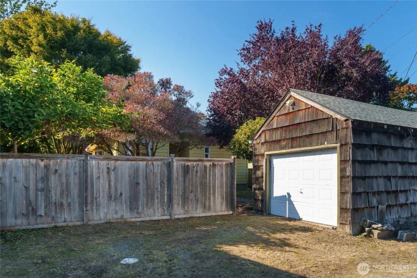 Property photo for 2109 Virginia Avenue, Everett photo 28