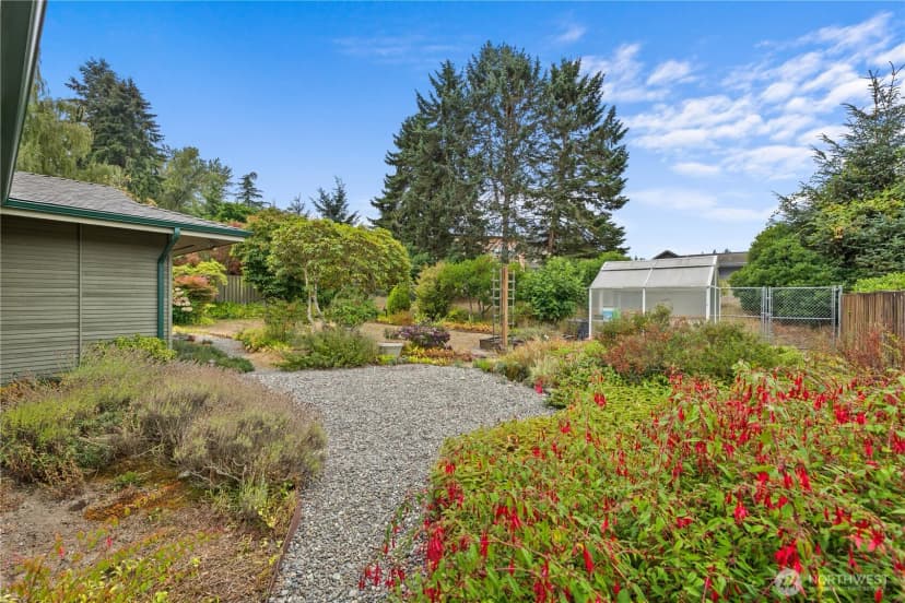 Property photo for 8910 Whitechuck Drive, Everett photo 30