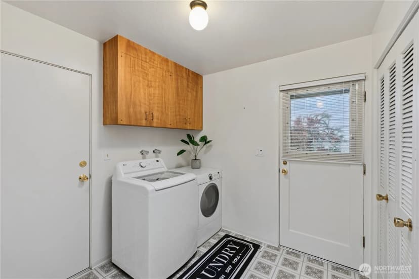 Property photo for 8910 Whitechuck Drive, Everett photo 27