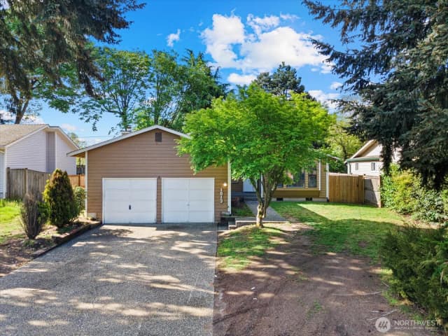 Property photo for 1813 Sw 355th Place, Federal Way