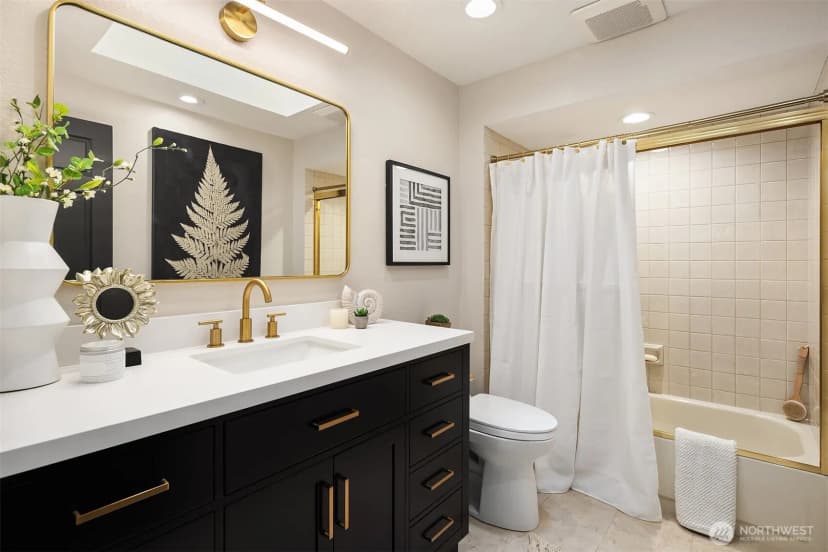 Property photo for 6613 136th Place Sw, Edmonds photo 36
