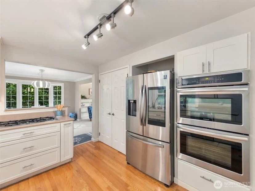 Property photo for 10323 Crescent Valley Drive Nw, Gig Harbor photo 9