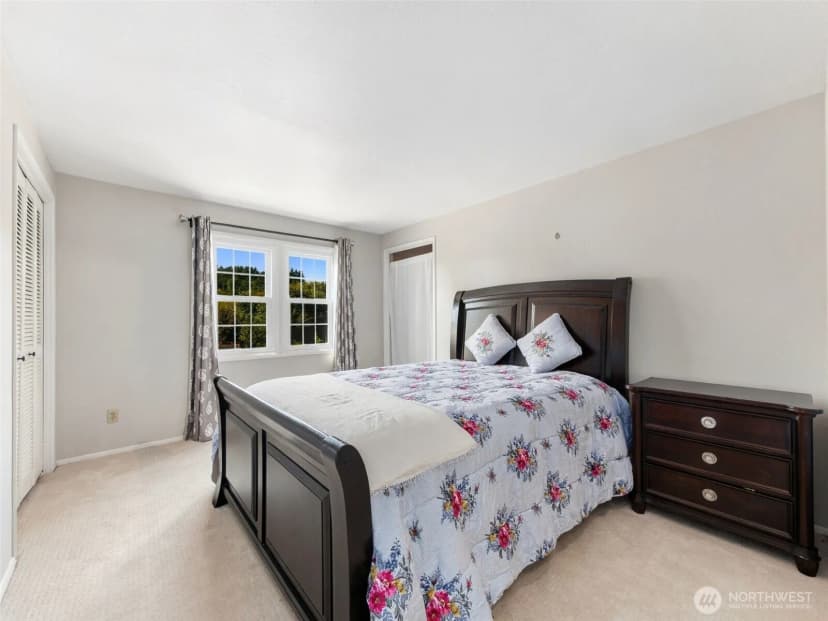 Property photo for 10323 Crescent Valley Drive Nw, Gig Harbor photo 28