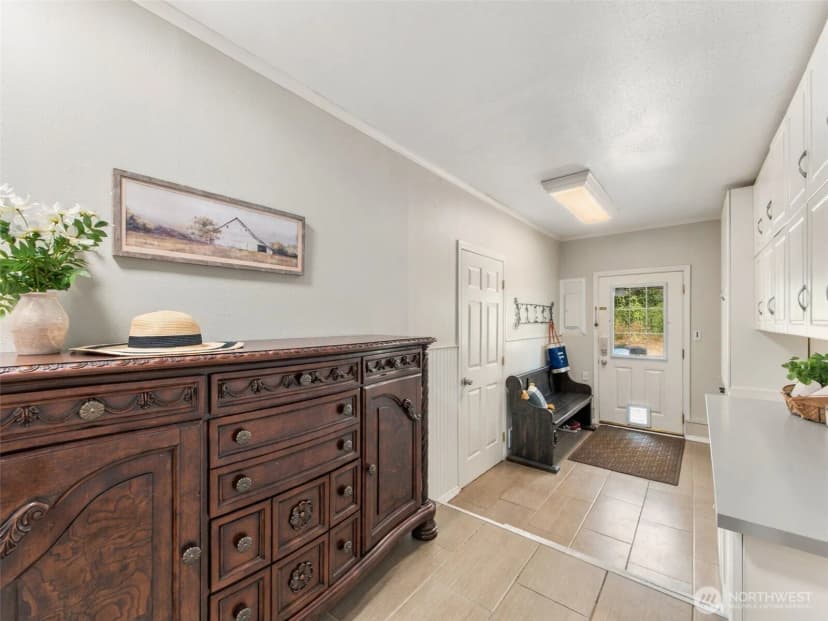 Property photo for 10323 Crescent Valley Drive Nw, Gig Harbor photo 17