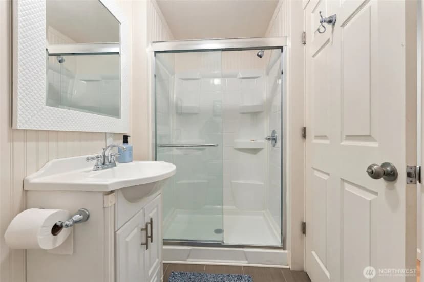 Property photo for 10323 Crescent Valley Drive Nw, Gig Harbor photo 16