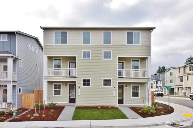 Property photo for 8779 151st Court E, Puyallup photo 2