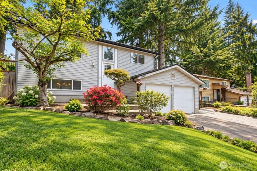 Property photo for 13444 123rd Avenue Ne, Kirkland photo 2