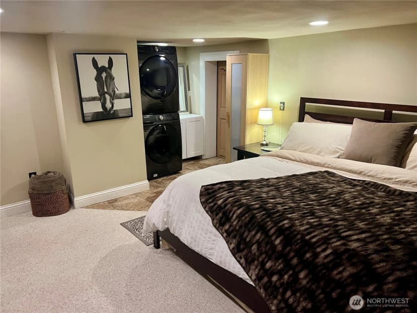 Property photo for 17514 W Riverside Drive, Bothell photo 24