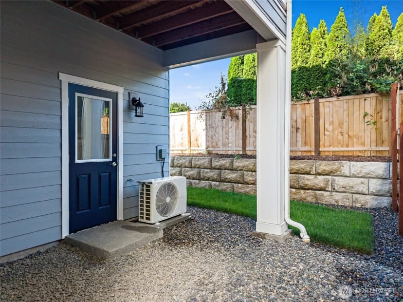 Property photo for 15136 87th Place E, Puyallup photo 9