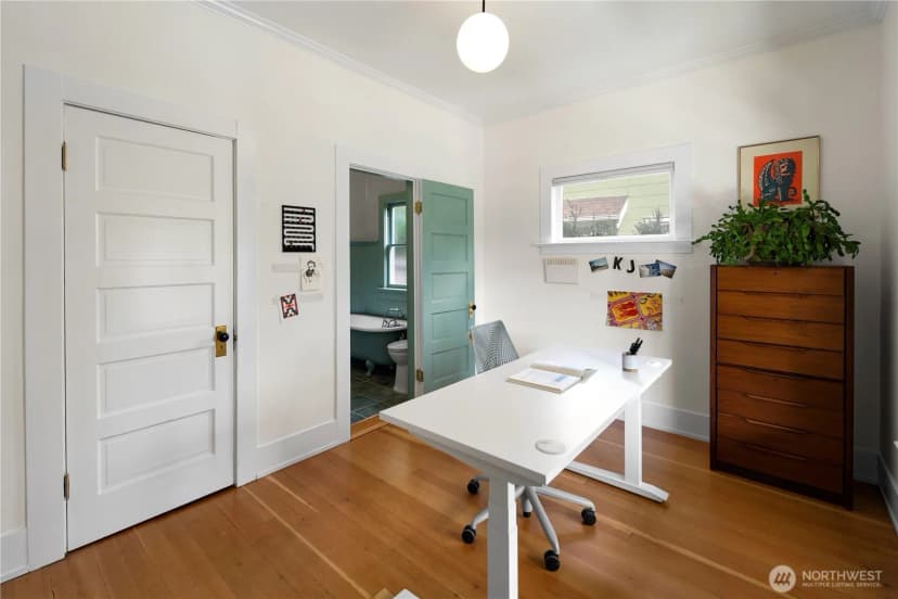 Property photo for 4023 47th Avenue Sw, Seattle photo 26
