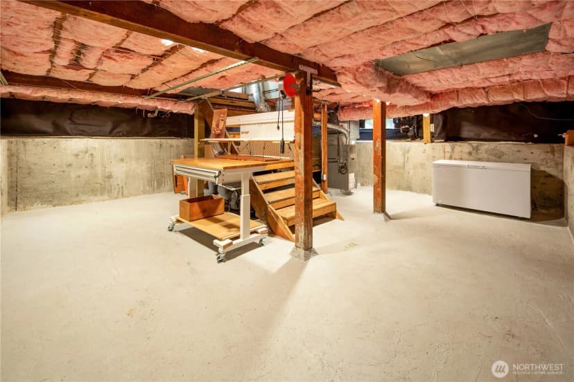 Property photo for 4023 47th Avenue Sw, Seattle photo 36