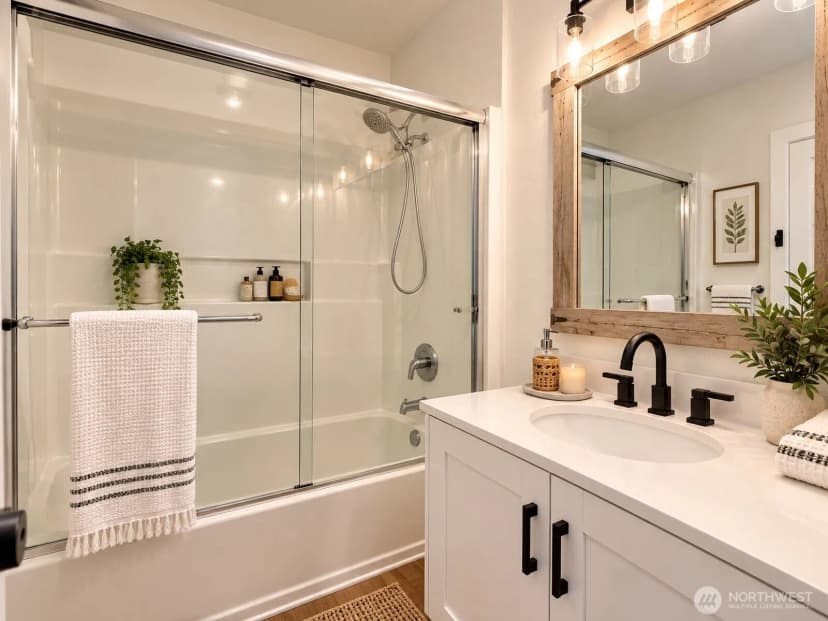 Property photo for 6148 88 Street Sw, Lakewood photo 13