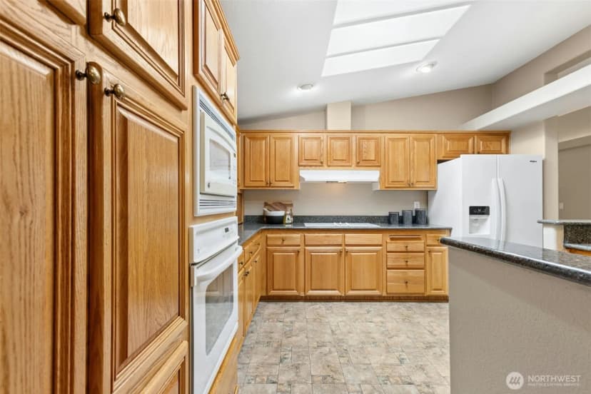 Property photo for 27304 219th Place Se #52, Maple Valley photo 10