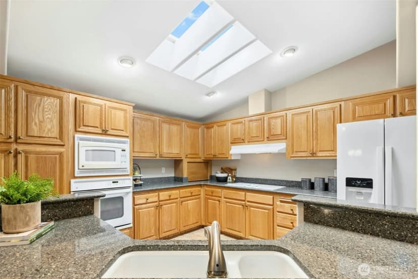 Property photo for 27304 219th Place Se #52, Maple Valley photo 12