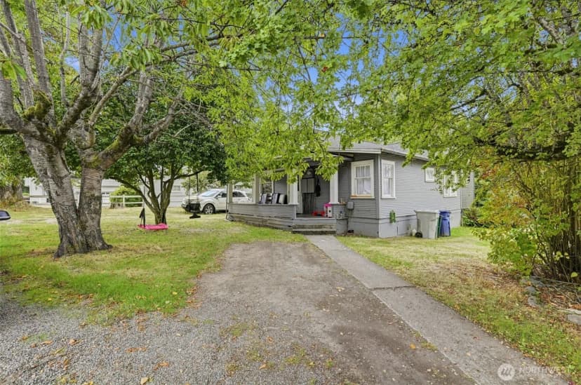 Property photo for 1503 Davis Avenue S, Renton