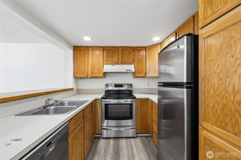 Property photo for 134 116th Street #h11, Seattle photo 2