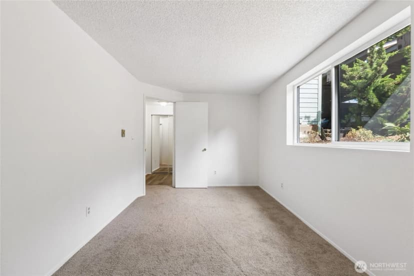 Property photo for 134 116th Street #h11, Seattle photo 13
