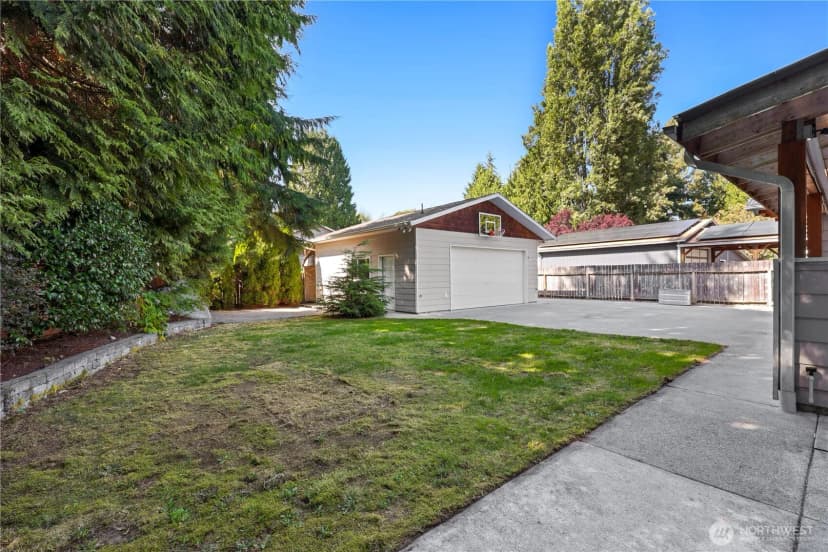 Property photo for 19012 78th Place W, Edmonds photo 36