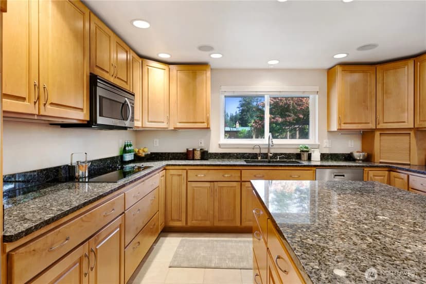 Property photo for 19012 78th Place W, Edmonds photo 17