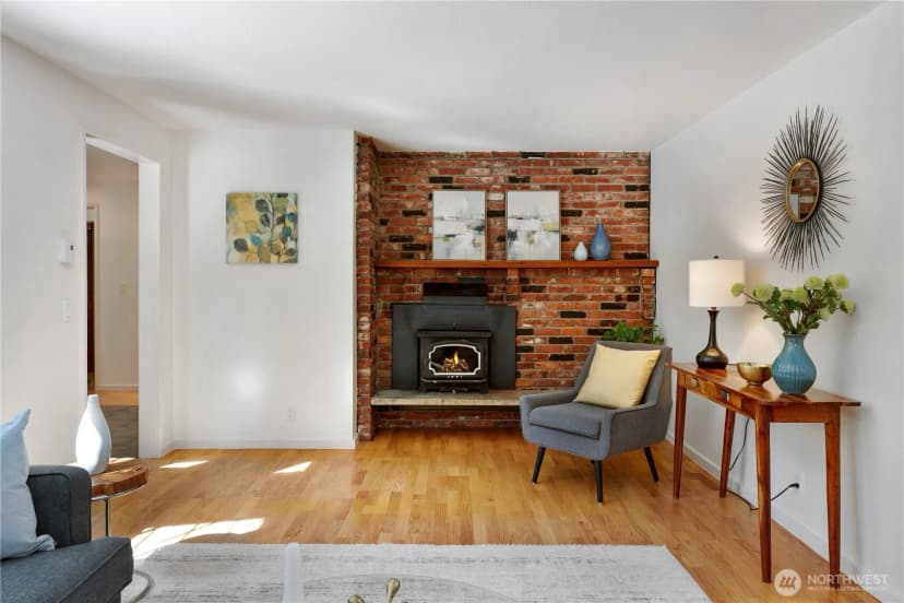 Property photo for 3332 Ne 178th Street, Lake Forest Park photo 4