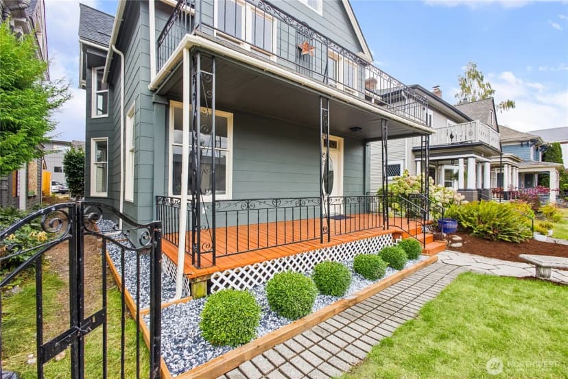 Property photo for 306 N J Street, Tacoma photo 6