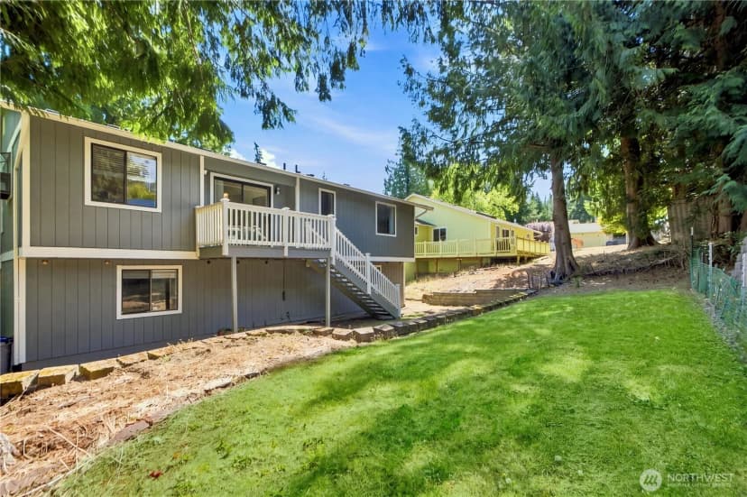 Property photo for 3849 166th Avenue Se, Bellevue photo 22