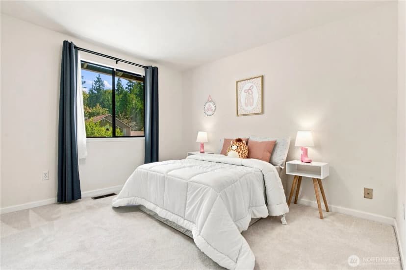 Property photo for 3849 166th Avenue Se, Bellevue photo 11