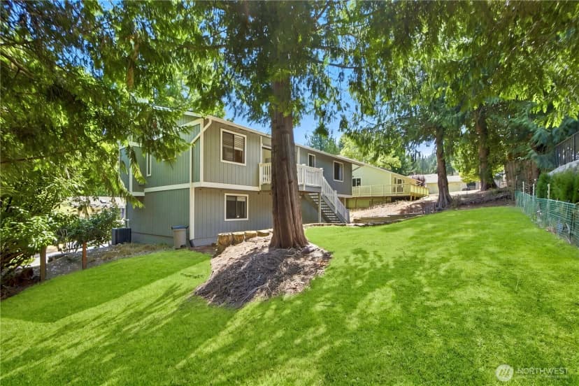 Property photo for 3849 166th Avenue Se, Bellevue photo 25