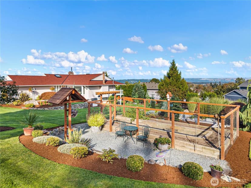 Property photo for 8203 Woodland Avenue E, Puyallup photo 8