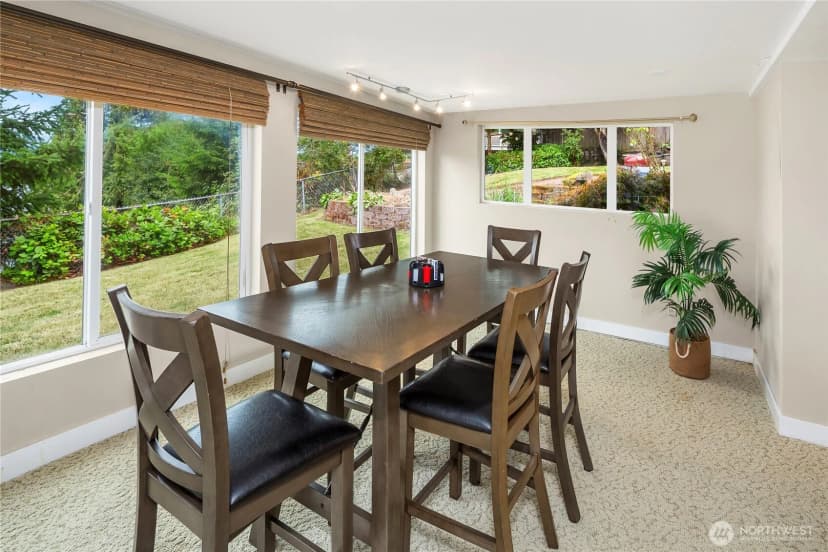 Property photo for 14516 37th Avenue Ne, Lake Forest Park photo 31