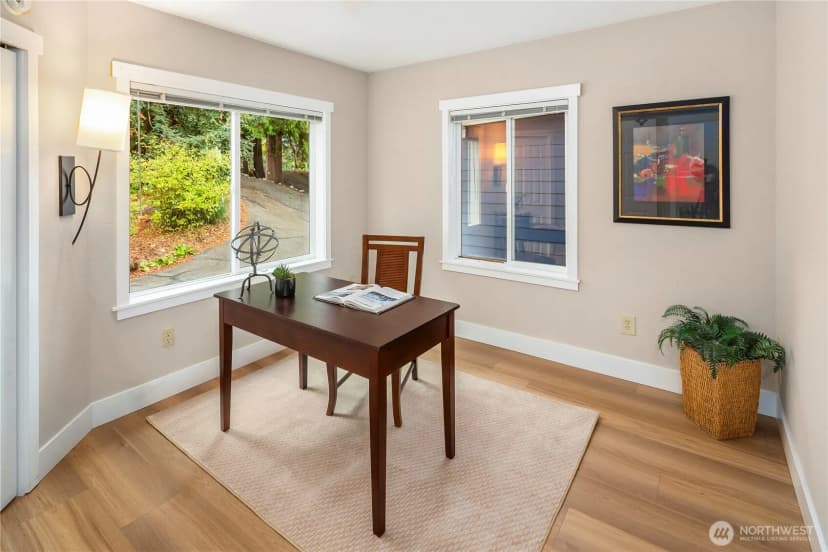 Property photo for 14516 37th Avenue Ne, Lake Forest Park photo 11