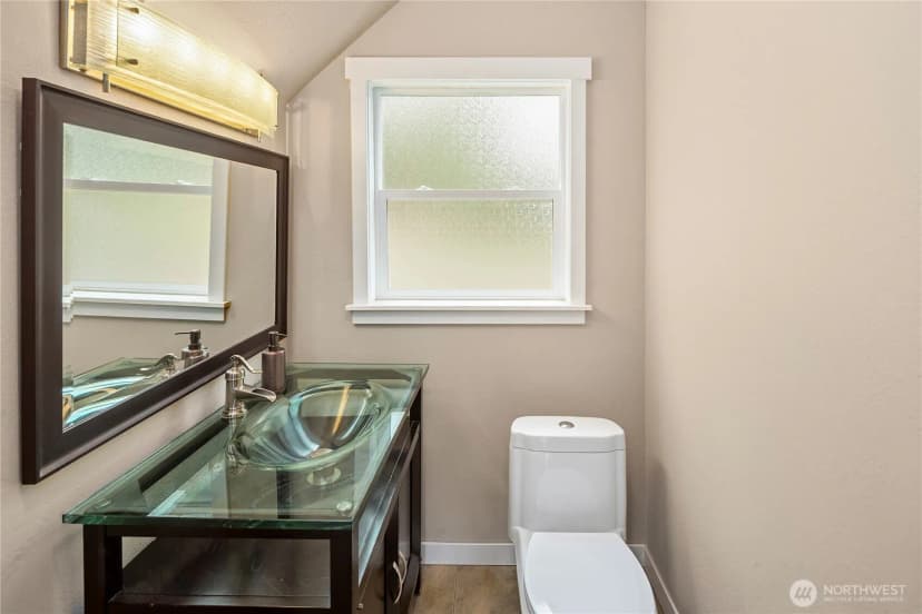 Property photo for 14516 37th Avenue Ne, Lake Forest Park photo 12