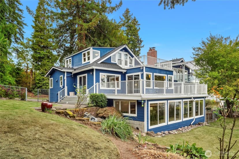 Property photo for 14516 37th Avenue Ne, Lake Forest Park