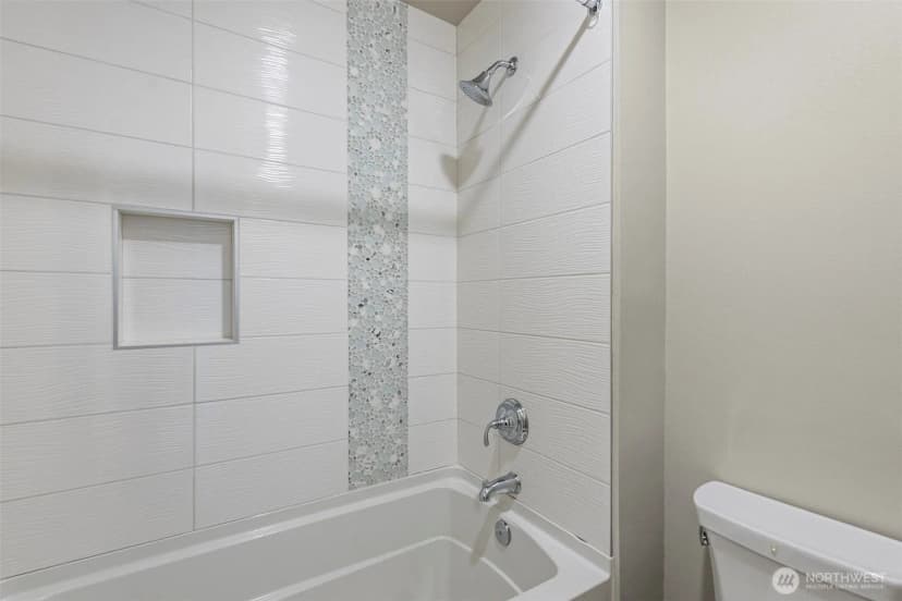 Property photo for 9818 Ne 162nd Street, Bothell photo 26