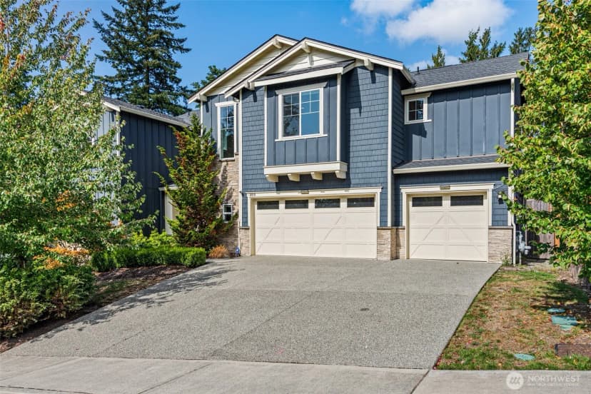 Property photo for 9818 Ne 162nd Street, Bothell