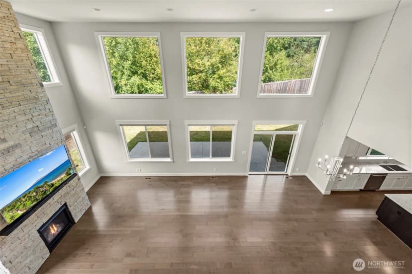 Property photo for 9818 Ne 162nd Street, Bothell photo 14