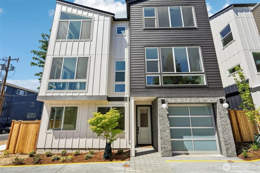 Property photo for 1516 Ne 147th Street, Shoreline