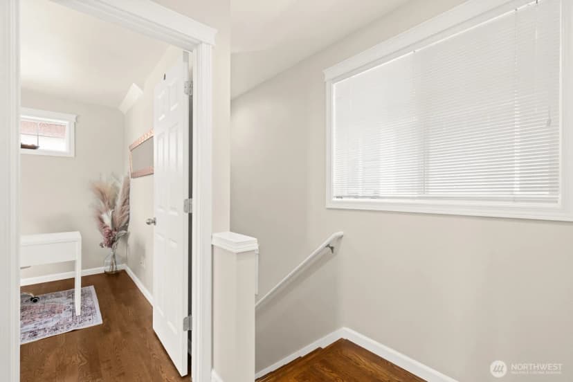 Property photo for 7110 California Avenue Sw, Seattle photo 19